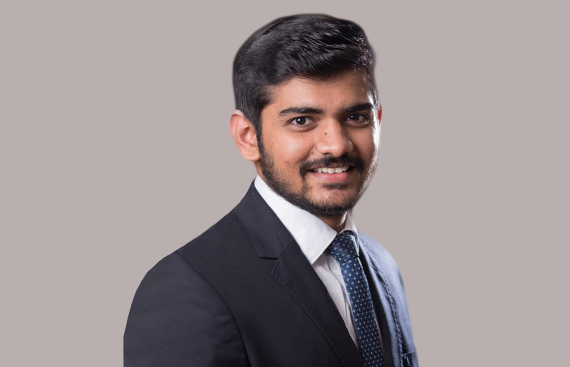 Advancing MLOps in Various Industries: The Versatility of Paraskumar Patel's Skills